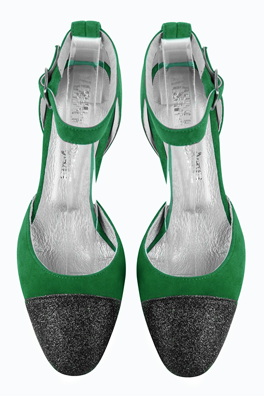 Gloss black and emerald green women's open side shoes, with a strap around the ankle. Round toe. Very high kitten heels. Top view - Florence KOOIJMAN